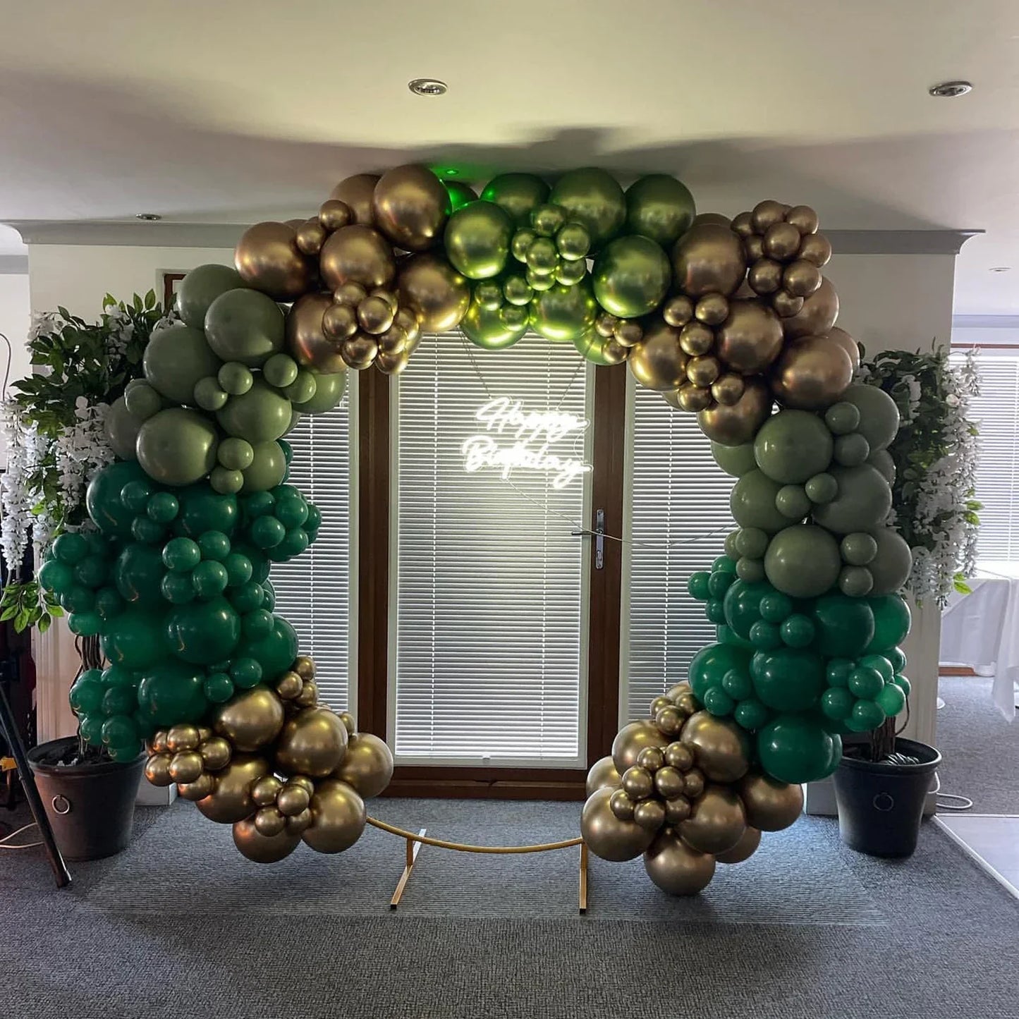 99pcs Balloons Garland Arch Kit with Green Gold Balloons for